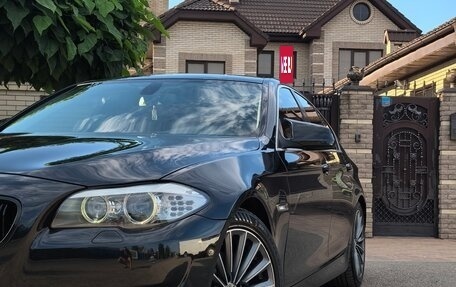 BMW 5 серия, 2010 год, 1 910 000 рублей, 21 фотография