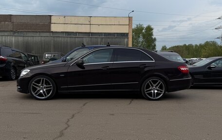 Mercedes-Benz E-Класс, 2011 год, 2 100 000 рублей, 5 фотография