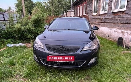 Opel Astra J, 2010 год, 580 000 рублей, 10 фотография