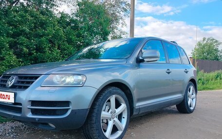 Volkswagen Touareg III, 2006 год, 1 370 000 рублей, 2 фотография