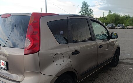 Nissan Note II рестайлинг, 2006 год, 300 000 рублей, 2 фотография
