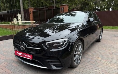 Mercedes-Benz E-Класс, 2021 год, 5 100 000 рублей, 5 фотография