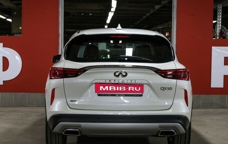 Infiniti QX50 II, 2018 год, 2 600 000 рублей, 6 фотография