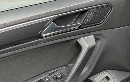 Volkswagen Tiguan II, 2017 год, 2 349 000 рублей, 10 фотография