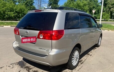 Toyota Sienna II рестайлинг, 2006 год, 1 300 000 рублей, 5 фотография
