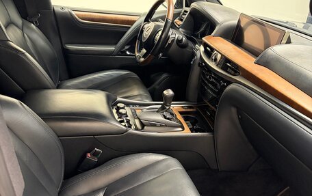 Lexus LX III, 2016 год, 6 150 000 рублей, 3 фотография