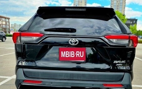 Toyota RAV4, 2024 год, 3 690 000 рублей, 4 фотография