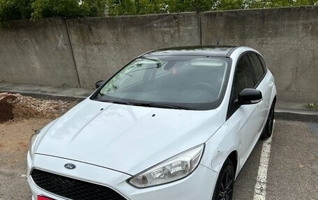 Ford Focus III, 2017 год, 905 000 рублей, 2 фотография