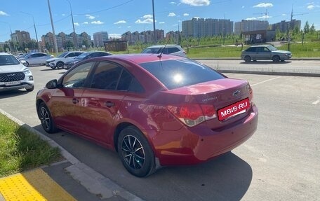 Chevrolet Cruze II, 2010 год, 495 000 рублей, 8 фотография