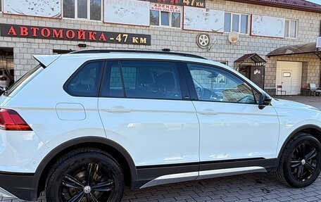 Volkswagen Tiguan II, 2020 год, 2 650 000 рублей, 4 фотография