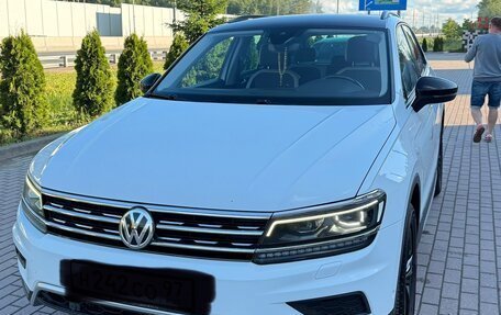 Volkswagen Tiguan II, 2020 год, 2 650 000 рублей, 11 фотография