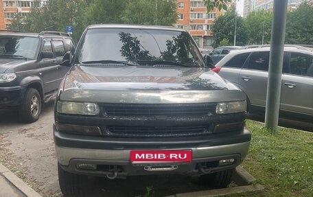Chevrolet Tahoe II, 2006 год, 950 000 рублей, 1 фотография