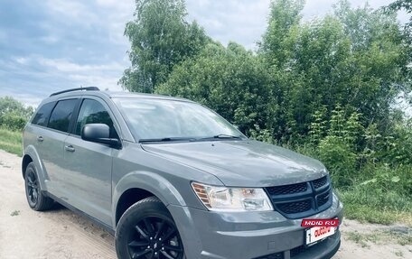 Dodge Journey I, 2020 год, 2 563 000 рублей, 2 фотография