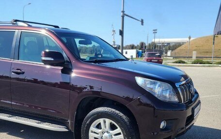 Toyota Land Cruiser Prado 150 рестайлинг 2, 2012 год, 2 850 000 рублей, 6 фотография