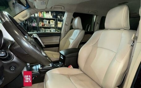 Toyota Land Cruiser Prado 150 рестайлинг 2, 2012 год, 2 850 000 рублей, 4 фотография