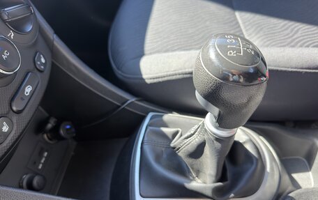 Hyundai Solaris II рестайлинг, 2011 год, 575 000 рублей, 17 фотография