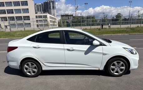 Hyundai Solaris II рестайлинг, 2011 год, 575 000 рублей, 30 фотография