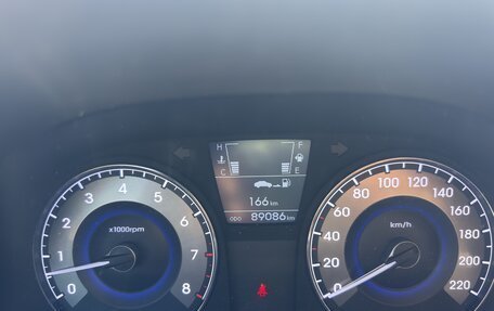 Hyundai Solaris II рестайлинг, 2011 год, 575 000 рублей, 23 фотография