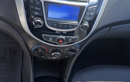Hyundai Solaris II рестайлинг, 2011 год, 575 000 рублей, 22 фотография