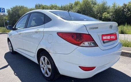 Hyundai Solaris II рестайлинг, 2011 год, 575 000 рублей, 6 фотография