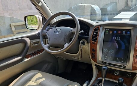 Toyota Land Cruiser 100 рестайлинг 2, 2005 год, 2 590 000 рублей, 7 фотография
