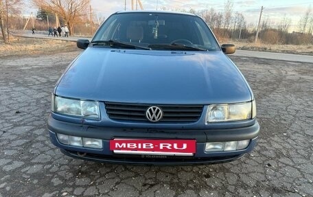 Volkswagen Passat B4, 1994 год, 270 000 рублей, 3 фотография