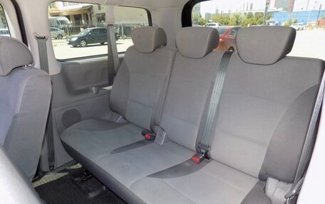 Hyundai H-1 II рестайлинг, 2010 год, 1 170 000 рублей, 7 фотография