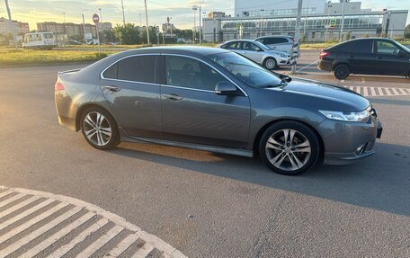 Honda Accord VIII рестайлинг, 2011 год, 1 200 000 рублей, 2 фотография