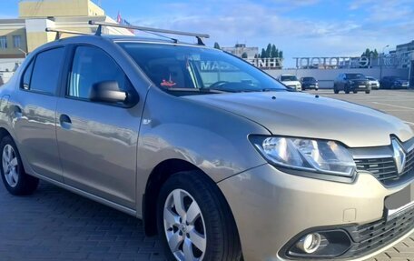 Renault Logan II, 2015 год, 820 000 рублей, 10 фотография