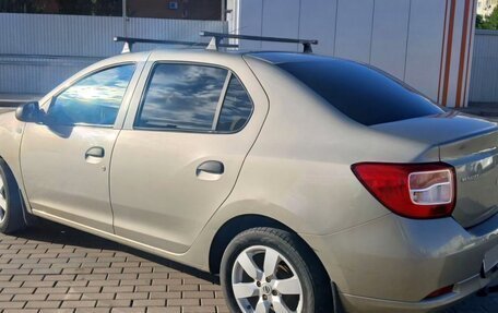 Renault Logan II, 2015 год, 820 000 рублей, 13 фотография