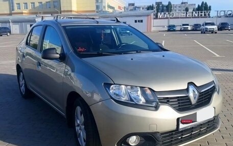 Renault Logan II, 2015 год, 820 000 рублей, 9 фотография