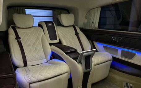 Mercedes-Benz V-Класс, 2021 год, 6 490 000 рублей, 9 фотография