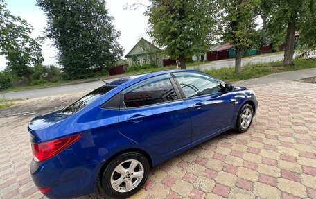 Hyundai Solaris II рестайлинг, 2012 год, 690 000 рублей, 4 фотография