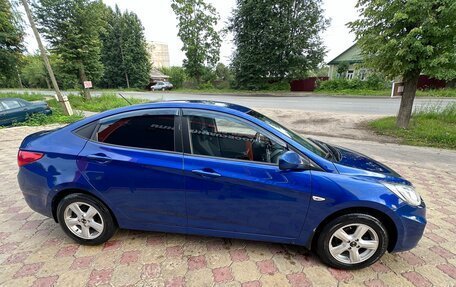 Hyundai Solaris II рестайлинг, 2012 год, 690 000 рублей, 5 фотография