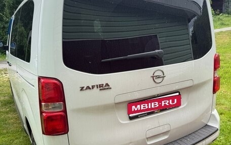 Opel Zafira Life I, 2020 год, 2 900 000 рублей, 4 фотография