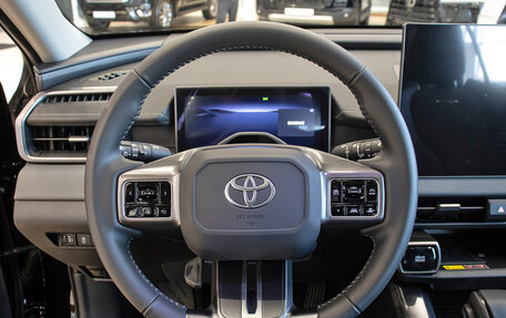 Toyota RAV4, 2026 год, 11 фотография