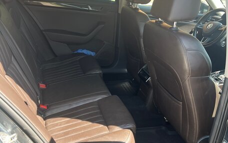 Skoda Superb III рестайлинг, 2015 год, 1 130 000 рублей, 12 фотография