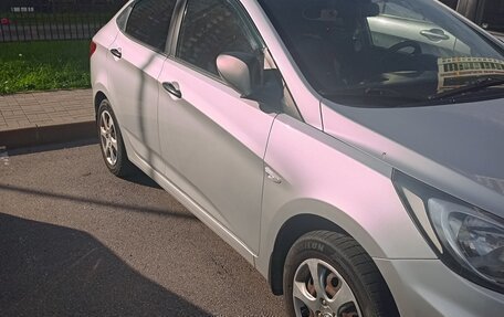 Hyundai Solaris II рестайлинг, 2012 год, 567 000 рублей, 4 фотография