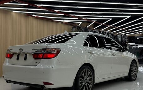 Toyota Camry, 2015 год, 1 720 000 рублей, 3 фотография