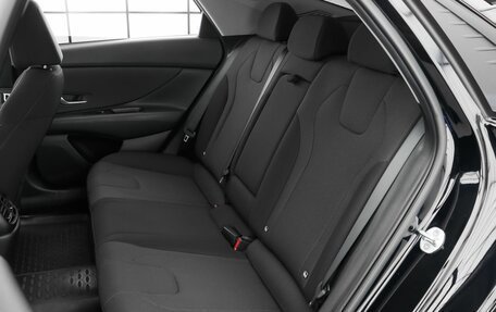 Hyundai Elantra, 2023 год, 2 070 000 рублей, 11 фотография