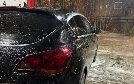 Opel Astra J, 2011 год, 450 000 рублей, 9 фотография