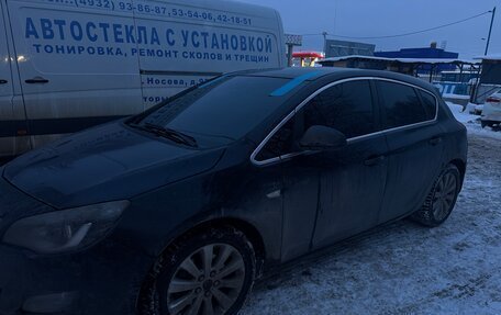 Opel Astra J, 2011 год, 450 000 рублей, 11 фотография