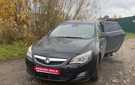 Opel Astra J, 2011 год, 450 000 рублей, 13 фотография