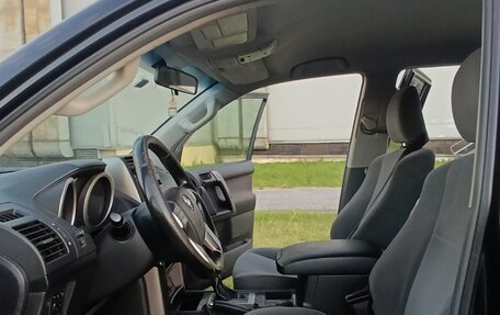 Toyota Land Cruiser Prado 150 рестайлинг 2, 2012 год, 2 450 000 рублей, 9 фотография
