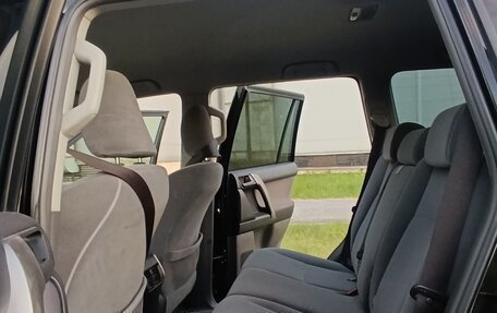 Toyota Land Cruiser Prado 150 рестайлинг 2, 2012 год, 2 450 000 рублей, 11 фотография