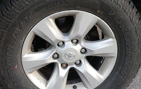 Toyota Land Cruiser Prado 150 рестайлинг 2, 2012 год, 2 450 000 рублей, 14 фотография