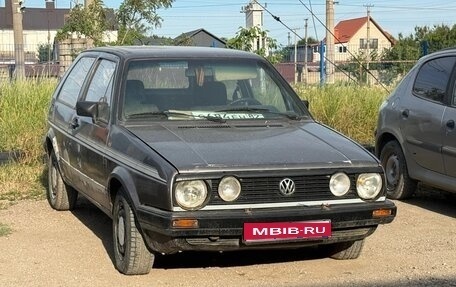 Volkswagen Polo III рестайлинг, 1985 год, 160 000 рублей, 1 фотография