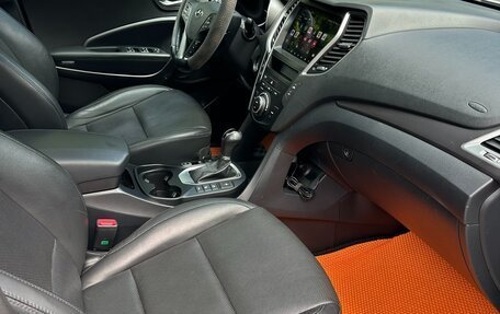 Hyundai Santa Fe III рестайлинг, 2018 год, 2 800 000 рублей, 17 фотография