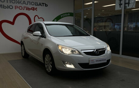 Opel Astra J, 2012 год, 890 000 рублей, 3 фотография