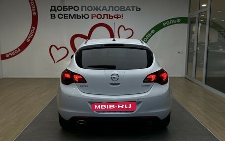 Opel Astra J, 2012 год, 890 000 рублей, 5 фотография
